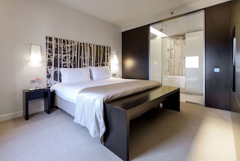 Ramada Plaza By Wyndham Bucharest Convention Center