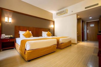 Featherlite Evoma Hotel