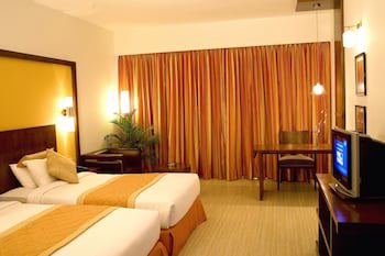 Featherlite Evoma Hotel
