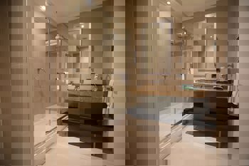 Nova Plaza Prime Hotel