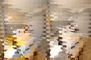 Nova Plaza Prime Hotel