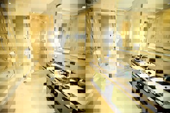 Nova Plaza Prime Hotel