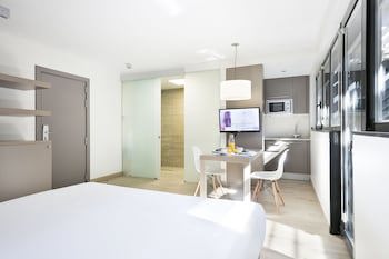 Aparthotel Bcn Montjuic