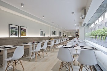 Aparthotel Bcn Montjuic