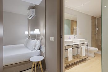 Aparthotel Bcn Montjuic