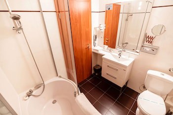 Best Western Plus Lido Hotel