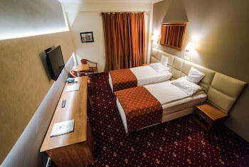 Best Western Plus Lido Hotel