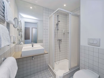 B&B Hotel Berlin City-Ost galeri fotoğrafı