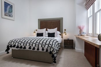 Skeabost House Hotel