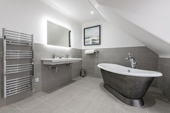 Skeabost House Hotel