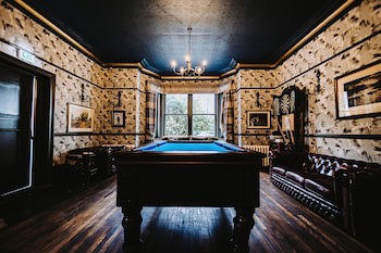 Brook Hall Hotel