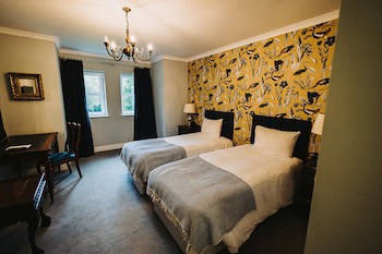 Brook Hall Hotel