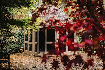 Brook Hall Hotel