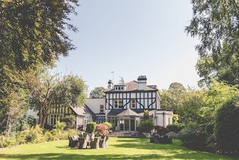 Brook Hall Hotel