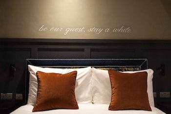 Coachman Hotel