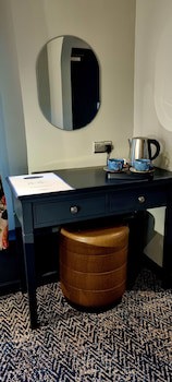 Coachman Hotel