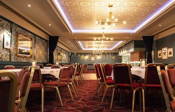 Coachman Hotel