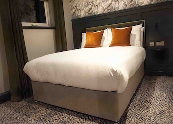 Coachman Hotel
