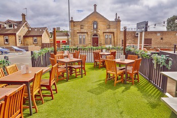 Coachman Hotel