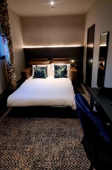 Coachman Hotel
