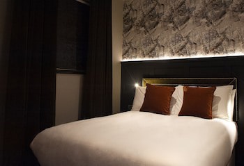 Coachman Hotel