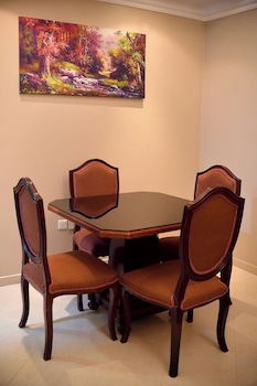 Emirates Stars Hotel Apartments Sharjah