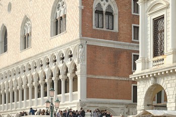 Albergo Commercio e Pellegrino galeri fotoğrafı