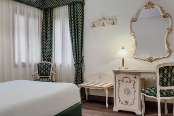 Albergo Commercio e Pellegrino galeri fotoğrafı