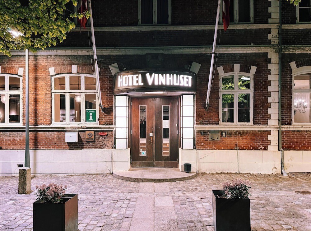 Hotel Vinhuset