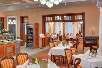 Centralni Lazne Ensana Health Spa