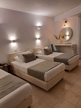 Amerisa Suites & Villa