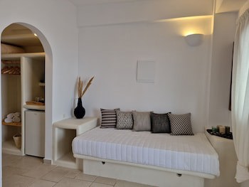 Amerisa Suites & Villa