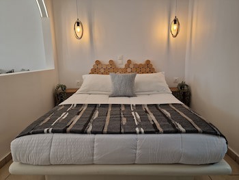 Amerisa Suites & Villa