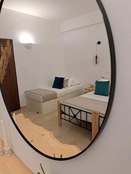Amerisa Suites & Villa