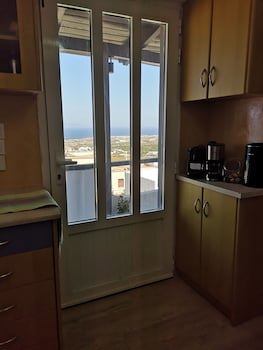 Amerisa Suites & Villa