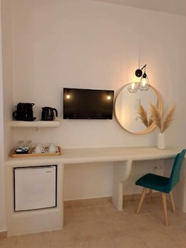 Amerisa Suites & Villa