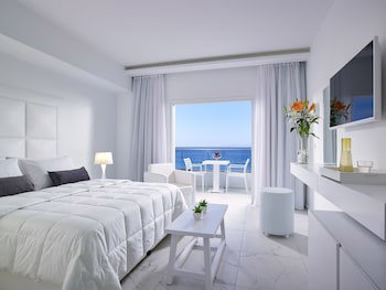 Dimitra Beach Hotel & Suites galeri fotoğrafı