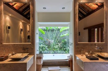 Disini Villa