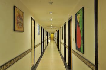 Lemon Tree Hotel, East Delhi Mall, Kaushambi