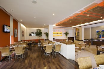 Lemon Tree Hotel, East Delhi Mall, Kaushambi