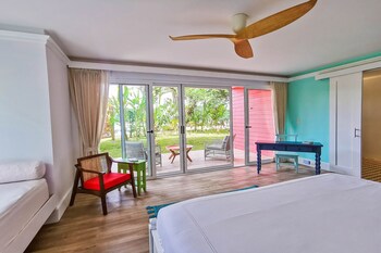 Tortuga Lodge