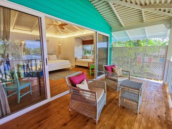 Tortuga Lodge