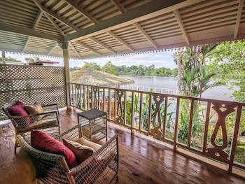 Tortuga Lodge