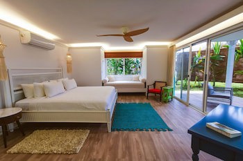Tortuga Lodge