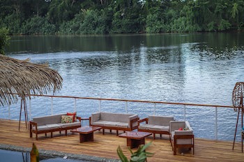 Tortuga Lodge