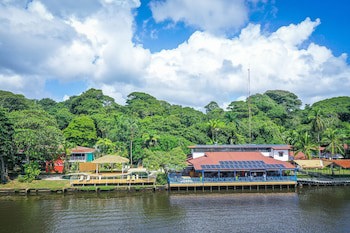 Tortuga Lodge