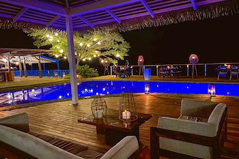 Tortuga Lodge