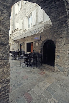 Astoria Hotel Budva - Montenegro