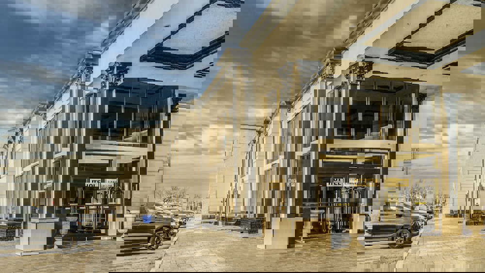 Woodbine Hotel and Suites