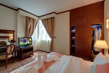 Sharjah Royal Tulip Hotel Apartment